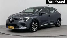 Gebruikt 2020 Renault Clio V Intens Hatchback | € 14.435 (Eerlijke prijs)