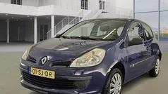 Gebruikt 2006 Renault Clio II Authentique Hatchback | € 1.795 (Eerlijke prijs)