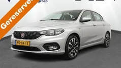 Grijs Gebruikt 2017 Fiat Tipo Lounge Sedan | € 9.450 (Eerlijke prijs)