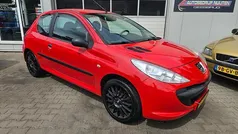Rood Gebruikt 2010 Peugeot 206+ Hatchback | € 1.950 (Eerlijke prijs)