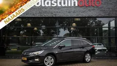 Zwart Gebruikt 2018 Opel Astra Innovation Stationwagen | € 8.999 (Goede deal)