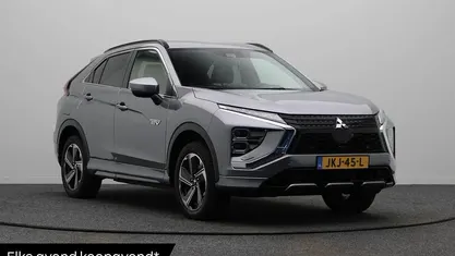 Grijs Gebruikt 2023 Mitsubishi Eclipse Cross Intense SUV | € 23.945 (Eerlijke prijs)