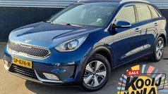 Blauw, metallic lak Gebruikt 2018 Kia Niro SUV | € 16.399 (Eerlijke prijs)
