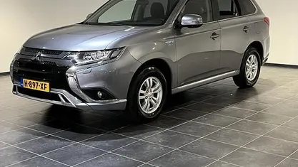 Occasion 2020 Mitsubishi Outlander SUV | € 20.745 (Eerlijke prijs)