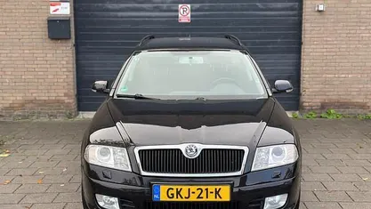 Occasion Skoda Octavia Elegance 161 PK (118 kW) 2009 Zwart Stationwagen