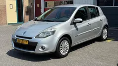 Grijs Gebruikt 2010 Renault Clio II Collection Hatchback | € 1.799 (Goede deal)