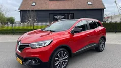 Rood Gebruikt 2017 Renault Kadjar Bose Edition SUV | € 14.700 (Eerlijke prijs)