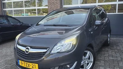 Occasion Opel Meriva Design Edition 140 PK (102 kW) 2014 Grijs MPV