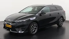 Zwart Gebruikt 2022 Kia Ceed Stationwagen | € 24.740 (Eerlijke prijs)