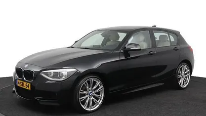 Occasion BMW 118 Executive 170 PK (125 kW) 2013 Zwart (metallic) Hatchback