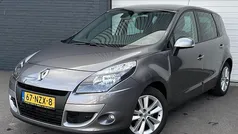 Grijs Gebruikt 2011 Renault Scénic III MPV | € 5.750 (Eerlijke prijs)