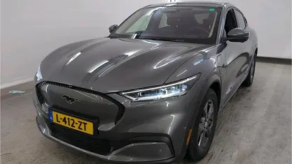 Grijs Gebruikt 2021 Ford Mustang Mach-E SUV | € 29.250 (Eerlijke prijs)