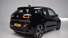 Zwart, metallic lak Gebruikt 2020 BMW i3 Executive Hatchback | € 14.945 (Super prijs)