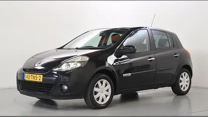 Occasion Renault Clio IV Authentique 75 PK (55 kW) 2012 Hatchback