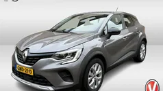Grijs Gebruikt 2022 Renault Captur Evolution SUV | € 23.900 (Eerlijke prijs)