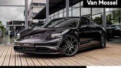 Gebruikt 2023 Porsche Taycan Performance Package Sedan | € 72.900 (Eerlijke prijs)