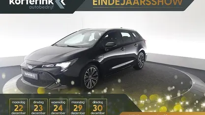 Zwart Gebruikt 2019 Toyota Corolla Edition Stationwagen | € 19.950 (Eerlijke prijs)