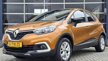 Oranje Occasion 2020 Renault Captur LIMITED SUV | € 13.950 (Eerlijke prijs)
