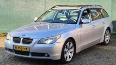 Grijs (metallic) Gebruikt 2005 BMW 530 Stationwagen | € 3.850 (Goede deal)