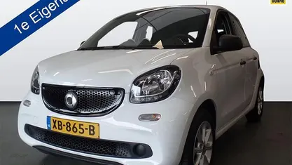 Wit Occasion 2018 Smart ForFour Hatchback | € 6.950 (Eerlijke prijs)