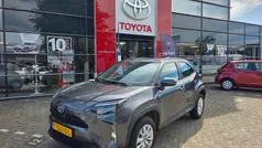 Grijs Gebruikt 2023 Toyota Yaris Cross Active SUV | € 25.950 (Eerlijke prijs)