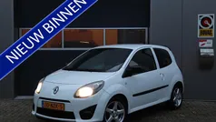 Wit Gebruikt 2011 Renault Twingo Collection Hatchback | € 3.500 (Eerlijke prijs)
