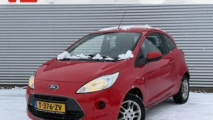 Occasion Ford Ka Limited 69 PK (50 kW) 2013 Rood (metallic) Hatchback