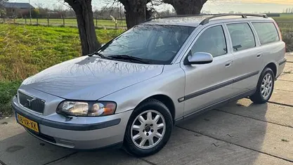 Grijs Gebruikt 2001 Volvo V70 Stationwagen | € 2.990 (Goede deal)