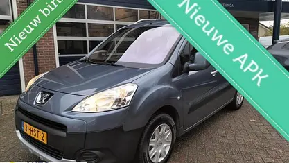 Grijs Gebruikt 2009 Peugeot Partner Tepee MPV | € 3.950 (Eerlijke prijs)