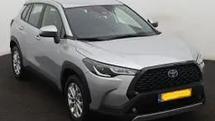 Gebruikt 2025 Toyota Corolla Cross Active SUV | € 40.189 (Eerlijke prijs)