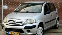 Grijs (metallic) Gebruikt 2005 Citroën C3 Hatchback | € 995 (Goede deal)
