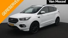 Wit Gebruikt 2018 Ford Kuga ST-Line SUV | € 16.995 (Eerlijke prijs)