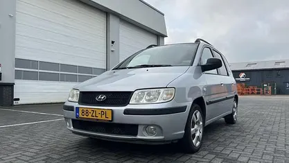 Grijs Gebruikt 2008 Hyundai Matrix Active MPV | € 2.250 (Eerlijke prijs)