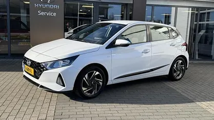 Hatchback Occasion 2021 Hyundai i20 Comfort Hatchback | € 15.950 (Eerlijke prijs)