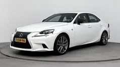 Wit Gebruikt 2014 Lexus IS300h Sport Line Sedan | € 22.445 (Eerlijke prijs)