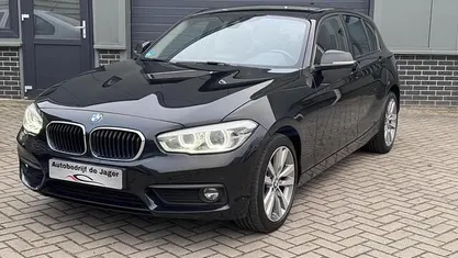 Occasion 2018 BMW 118 Sport Line Hatchback | € 14.450 (Super prijs)