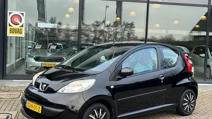 Occasion 2024 Peugeot 107 Hatchback | € 3.249 (Super prijs)