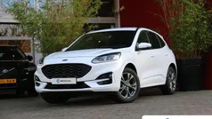 Gebruikt 2023 Ford Kuga ST-Line SUV | € 25.895 (Eerlijke prijs)