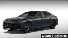 Grijs Gebruikt 2025 BMW i7 M Sport Sedan | € 109.900 (Super prijs)