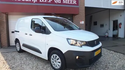 Occasion Peugeot Partner Premium 76 PK (55 kW) 2021 MPV