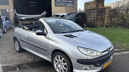 Gebruikt 2002 Peugeot 206 CC Cabriolet | € 999 (Eerlijke prijs)