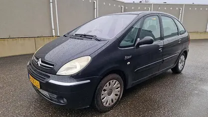 Zwart Gebruikt 2007 Citroën Xsara Picasso MPV | € 1.650 (Eerlijke prijs)