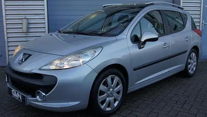 Grijs Occasion 2007 Peugeot 207 Stationwagen | € 2.949 (Eerlijke prijs)