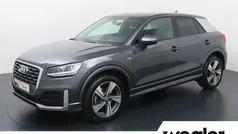 Grijs, metallic lak Gebruikt 2018 Audi Q2 Sport SUV | € 19.940 (Eerlijke prijs)