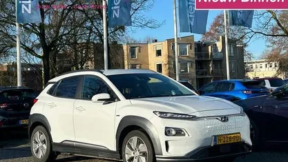 Occasion 2020 Hyundai Kona Premium SUV | € 15.345 (Eerlijke prijs)