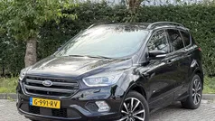 Gebruikt 2018 Ford Kuga ST-Line SUV | € 19.899 (Eerlijke prijs)