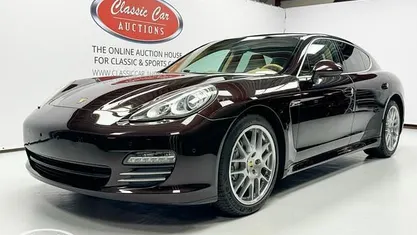Bruin Gebruikt 2010 Porsche Panamera Sedan | € 29.000 (Eerlijke prijs)