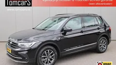 Zwart Gebruikt 2023 VW Tiguan Business SUV | € 36.750 (Super prijs)