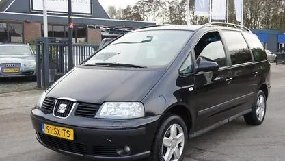 Zwart Gebruikt 2006 Seat Alhambra Reference MPV | € 1.799 (Eerlijke prijs)