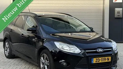 Zwart Occasion 2013 Ford Focus Titanium Stationwagen | € 5.250 (Eerlijke prijs)
